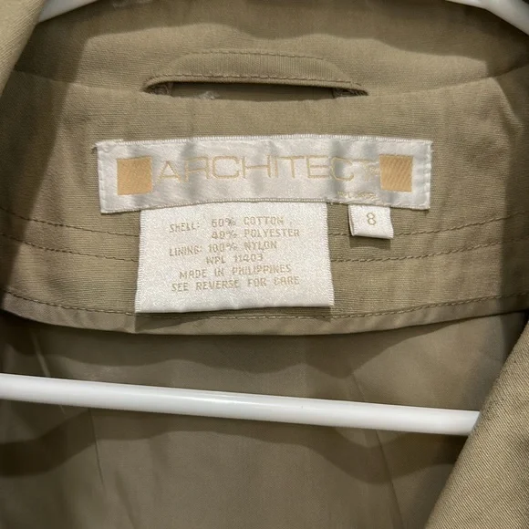 Vintage Women’s Trench Coat - Picture 5 of 5